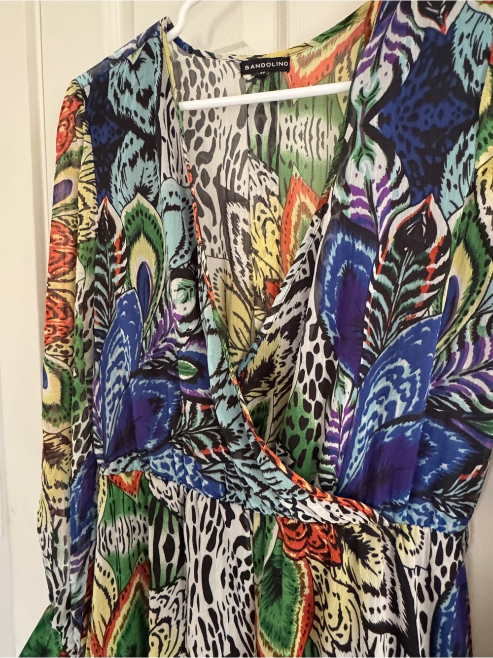 Bandolino Multicolor Feather-Print Maxi Dress - Deep V Neck & Long Sleeves